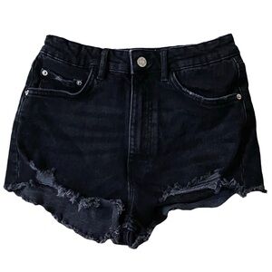 Women's Zara Size 6 Black Distressed Denim Shorts